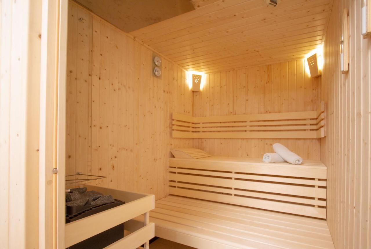 Alpenhotel Ensmann Lassing  Exteriör bild