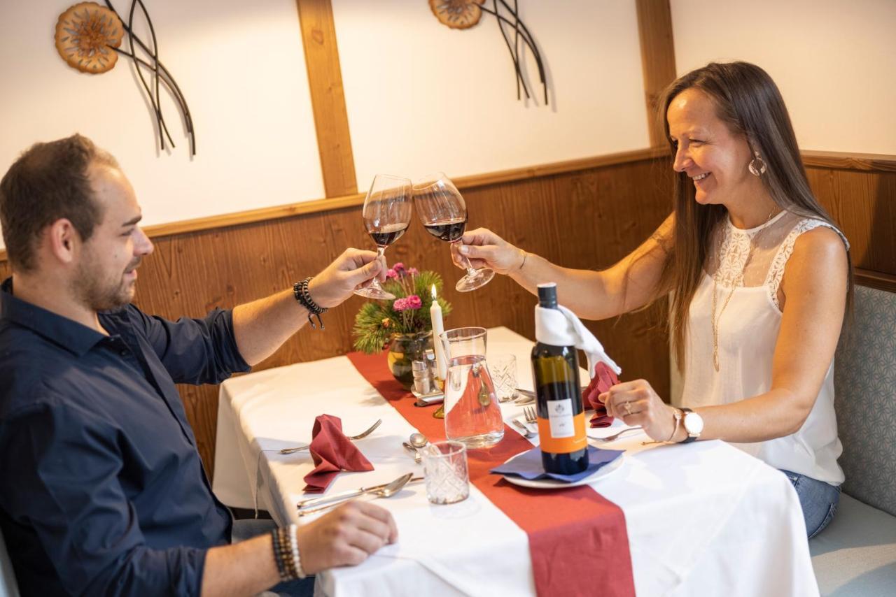 Alpenhotel Ensmann Lassing  Exteriör bild