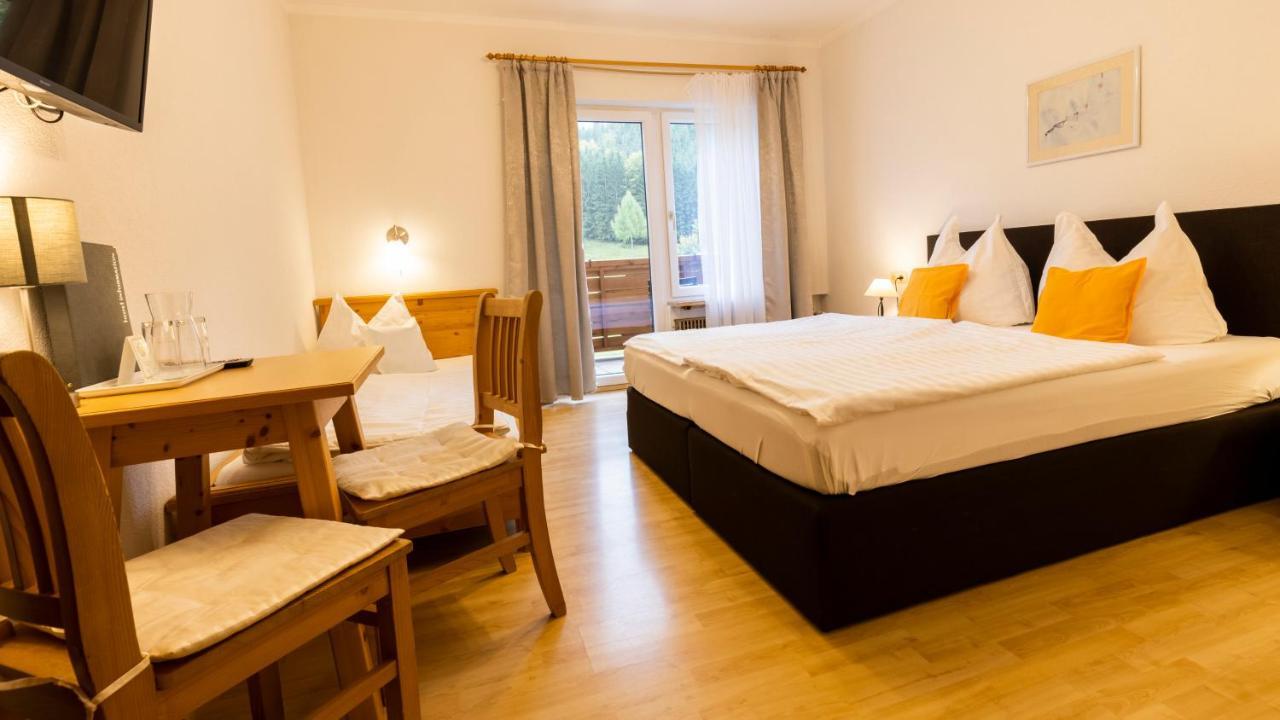 Alpenhotel Ensmann Lassing  Exteriör bild